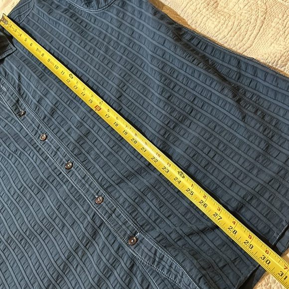 Duke’s Button Down. XL - Picture 4 of 9